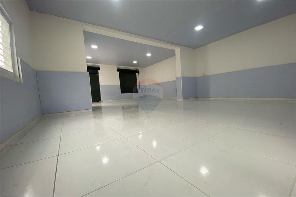 Se Alquila Local Comercial.Avda EUSEBIO AYALA!!!!!, foto 4