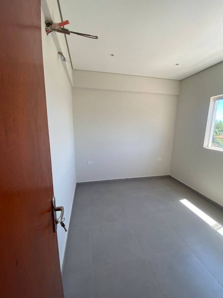 Departamento 3 Dormitorios en Venta - Edificio Bahamas, San Lorenzo, foto 4