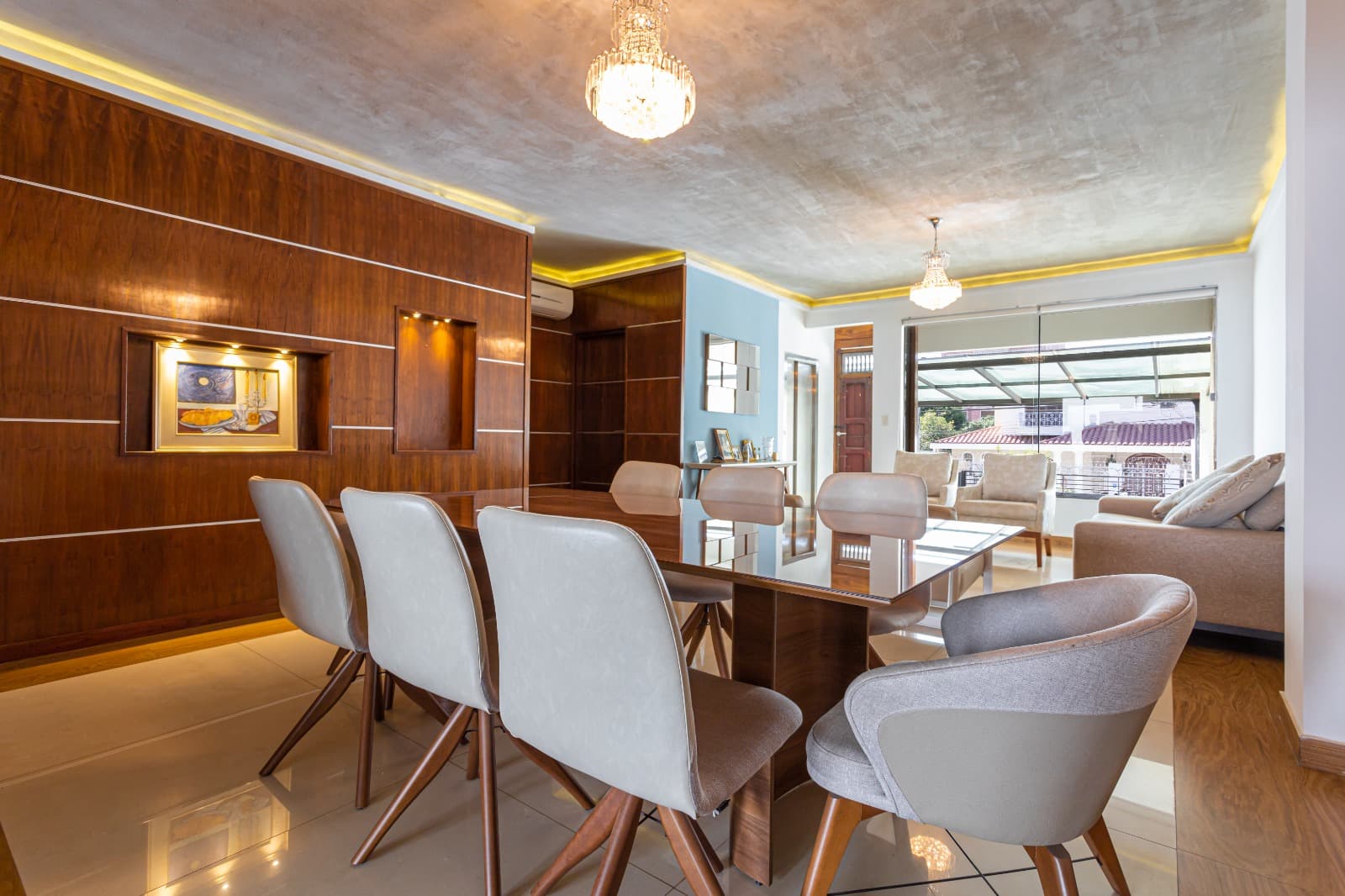 En Venta Hermosa Casa Pareada con Ascensor- Barrio Herrera ????, foto 2