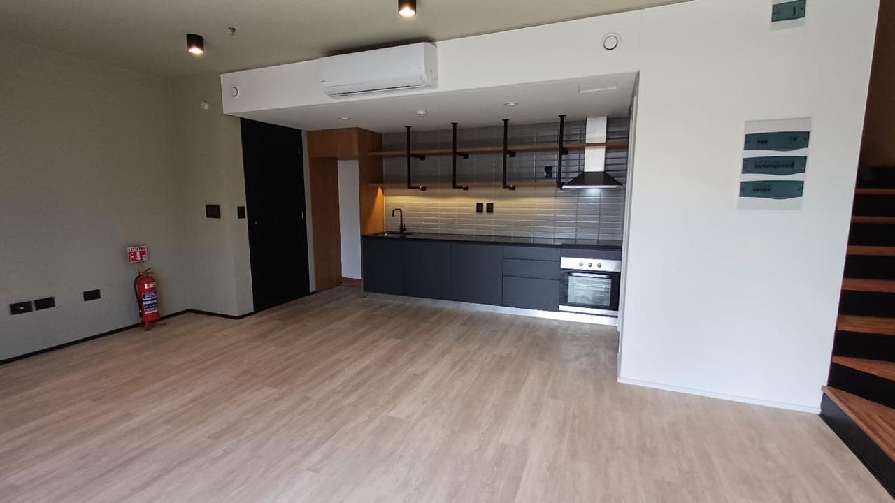 Moderno Dpto de 2 Habit Tipo Duplex — foto 3