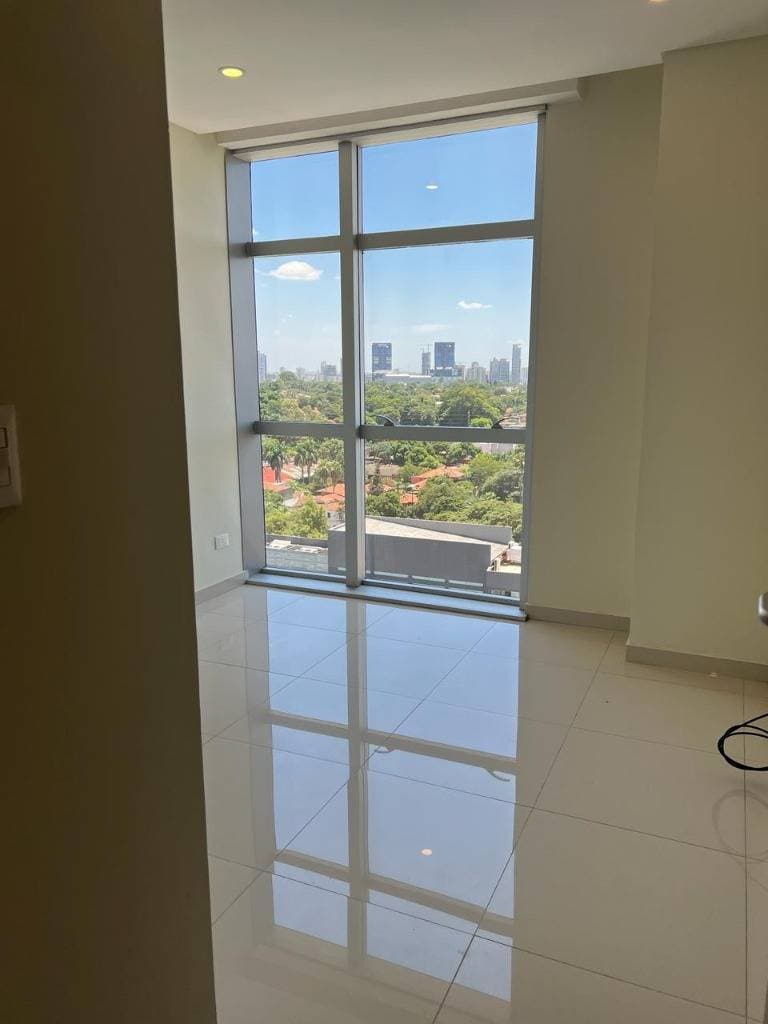 Amplio departamento en venta - edificio torre boggiani, foto 5