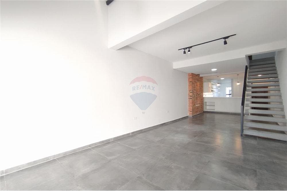 Duplex en Luque - primer barrio, foto 3
