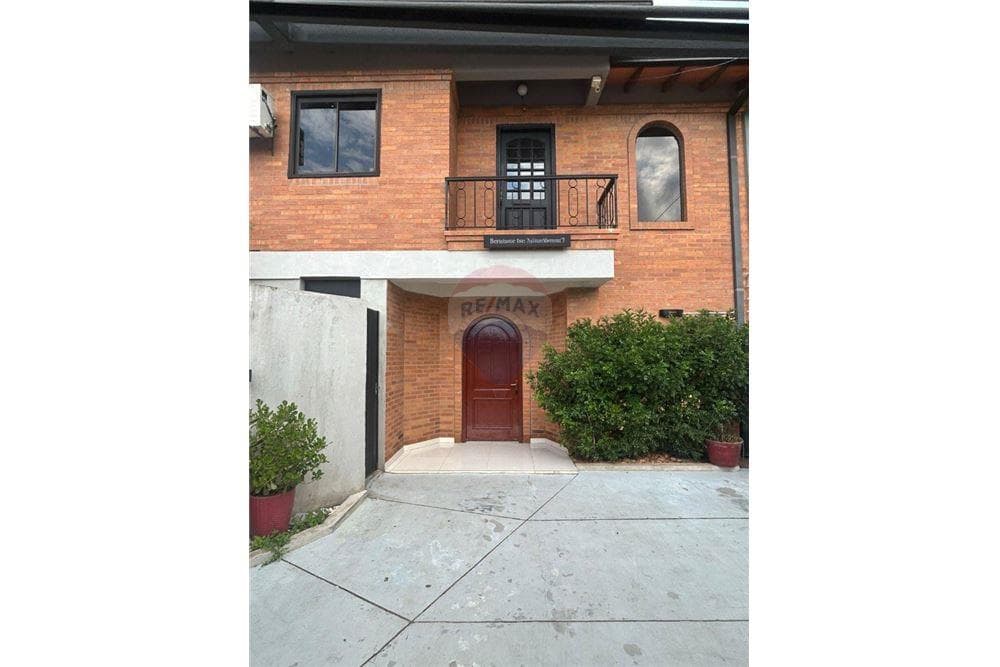 Duplex en fdo de la mora - zona norte