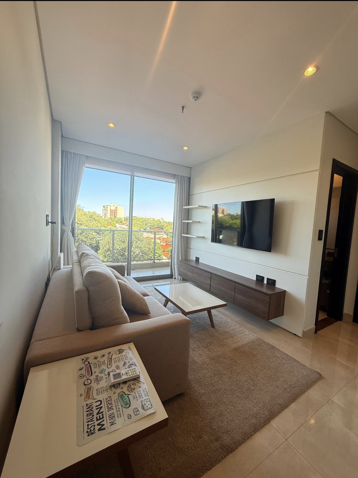 Departamento de 1 habitación amoblado en el edificio molas 1321 — foto 1