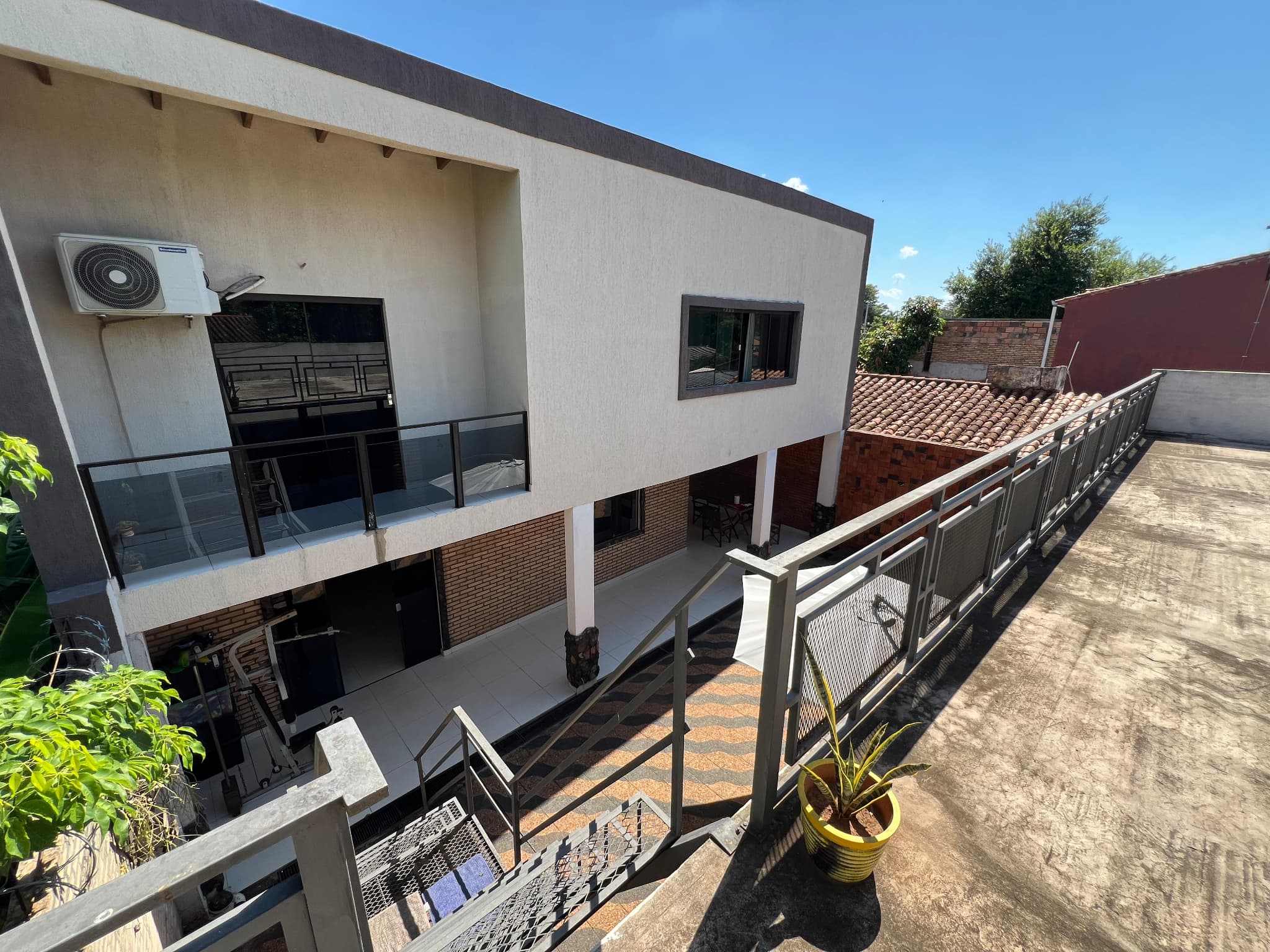 Hermosa casa en San Lorenzo, foto 2