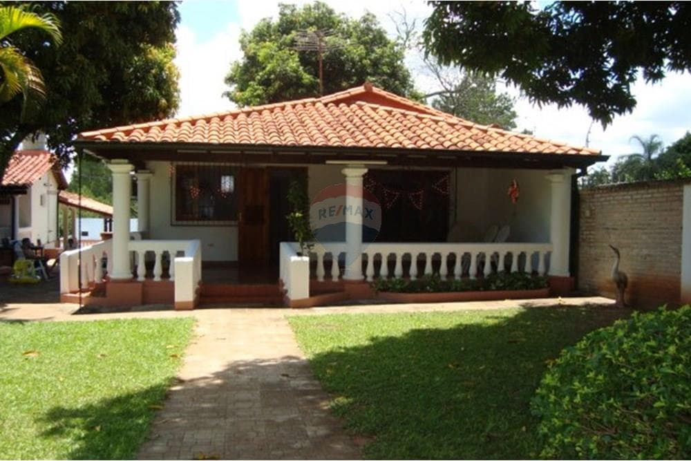 En Venta Hermosa Casa Quinta ubicada en Itauguá, foto 1
