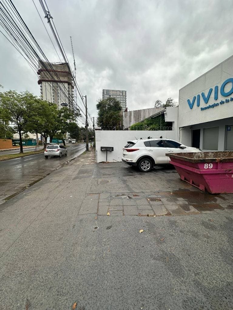 . Alquilo gran propiedad para uso comercial, foto 2