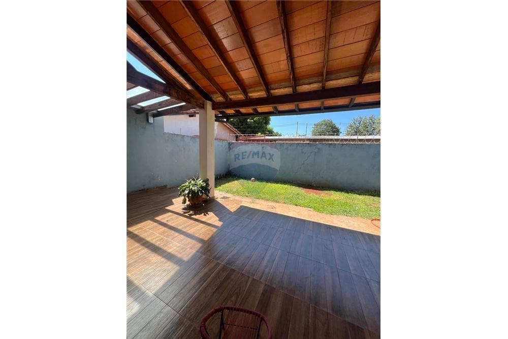 Vendo hermosa casa en la ciudad de San Lorenzo sobre miraflores