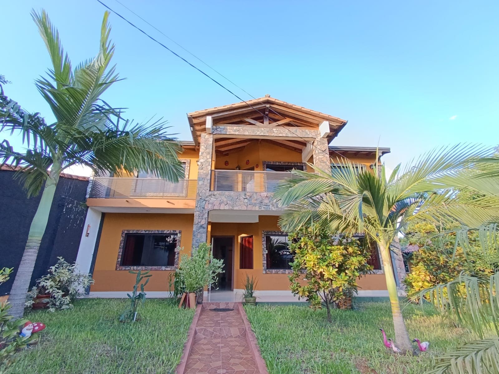 Hermosa residencia en el Casco Urbano-Capiata, foto 2