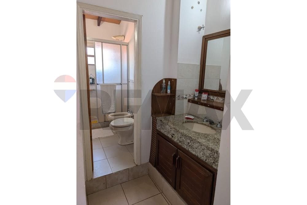 Casa - Alquiler - San Lorenzo, Central, Paraguay, Este es tu casa!, foto 5