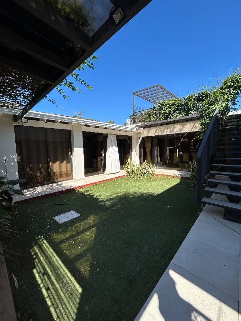 En venta hermosa propiedad en el barrio mburukuya, foto 3