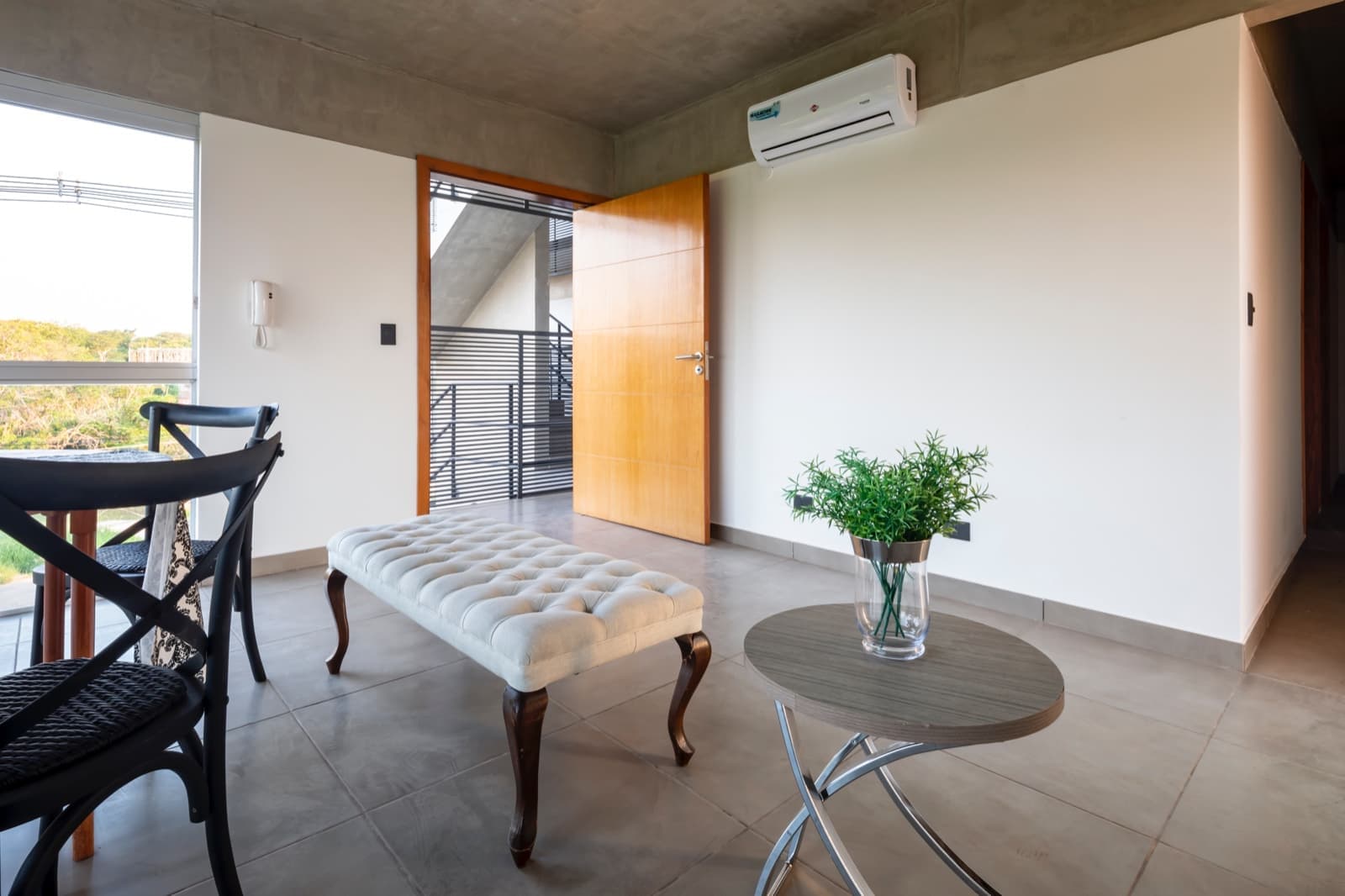 Atención inversionistas ! Vendo departamentos de 2 habitaciones. En Luque, foto 2