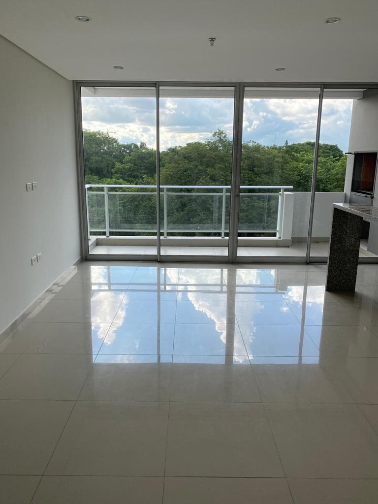 Moderno Dpto. En Villa Morra — foto 2
