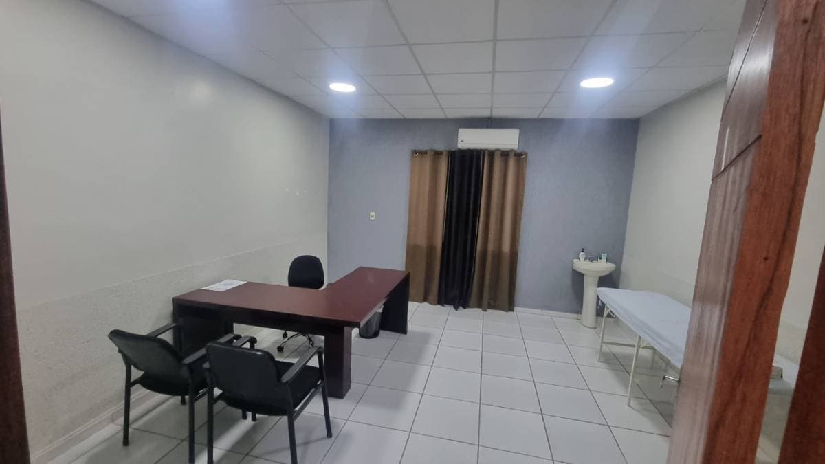 Consultorios medicos en Luque villa adela - id 51129, foto 5