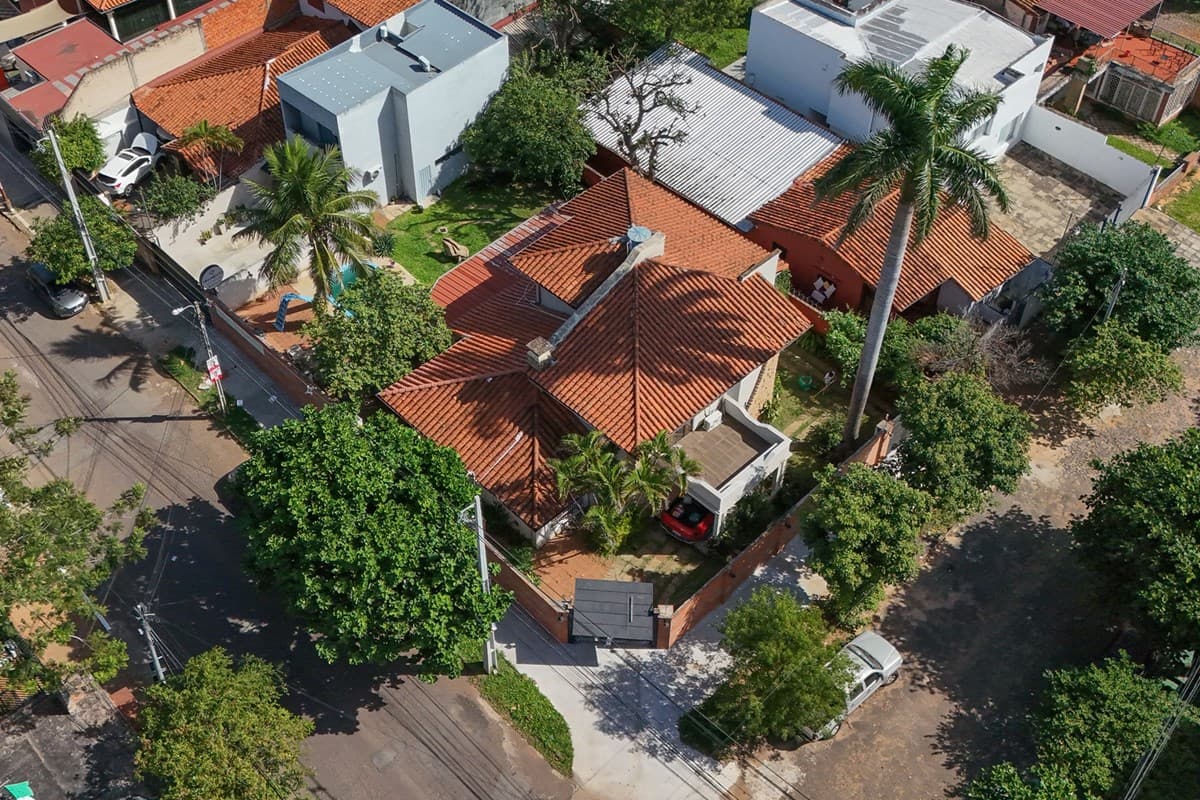 Casa en Alquiler en Pinozá | 4 Dormitorios + Piscina + Quincho | Ideal Oficina