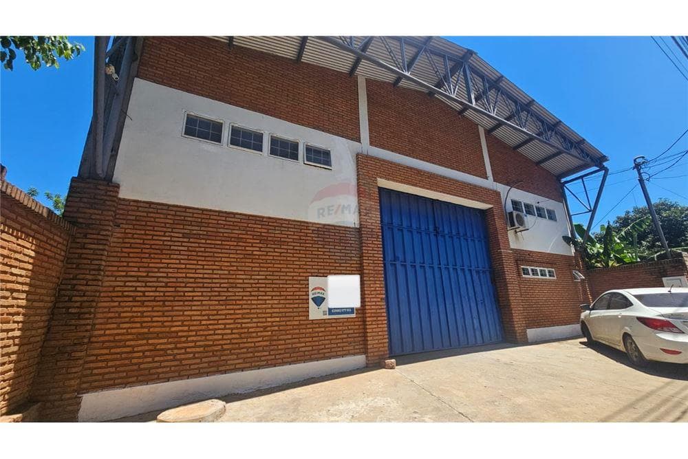 Alquilo deposito en Villa Elisa a 1 cuadra de acceso sur
