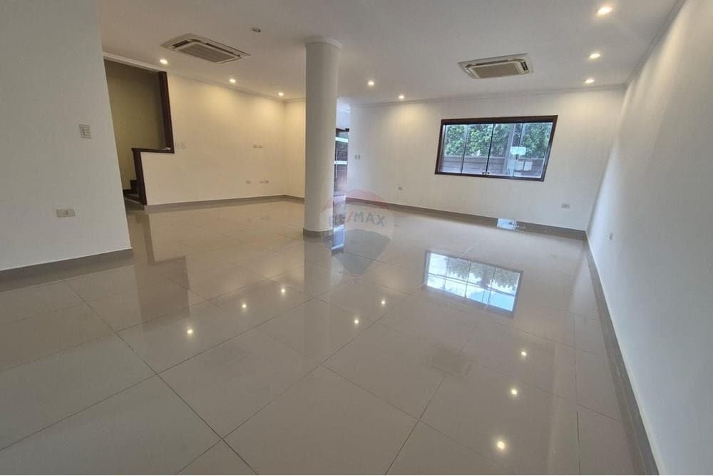 Casa en alquiler en San Lorenzo Barrio Espíritu Santo, foto 2