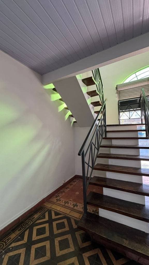Local comercial con estilo histórico en alquiler – Centro de Asunción, foto 5