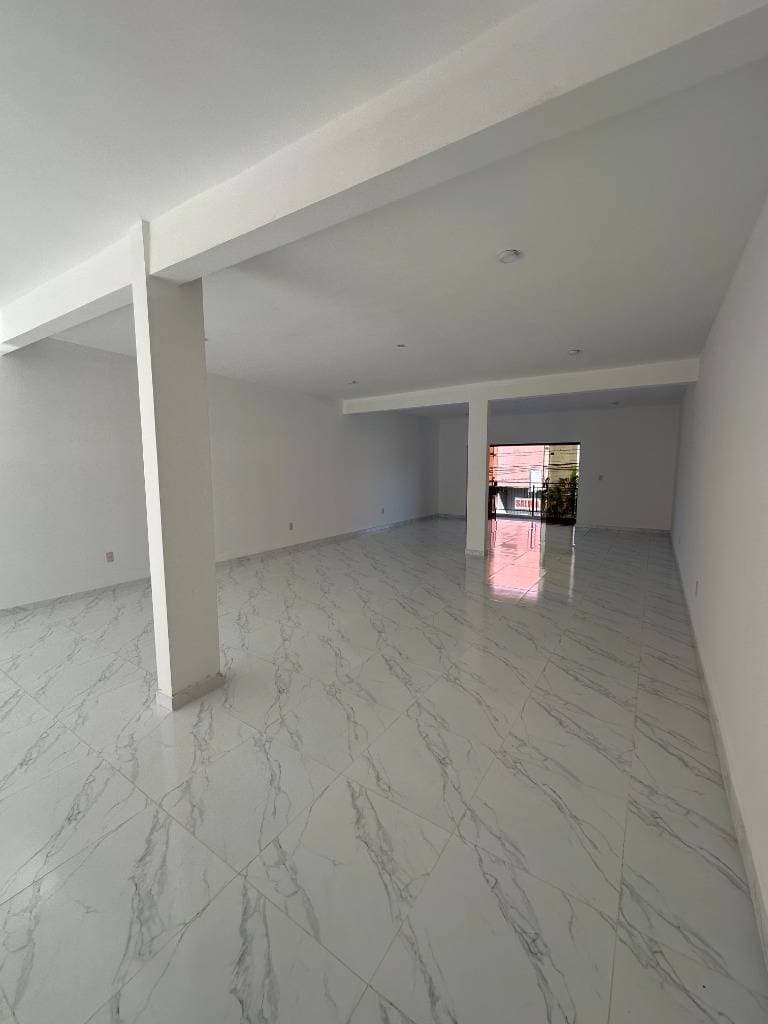 Salón comercial en San Lorenzo, foto 4