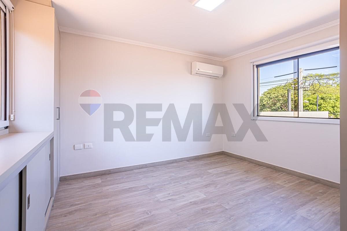 Casa de 3 dormitorios con piscina, foto 3