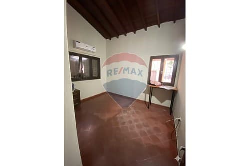 Casa-Venta-PY Asunción Sajonia 1085 Juan de Garay 1085 esquife. Orihuela, foto 2