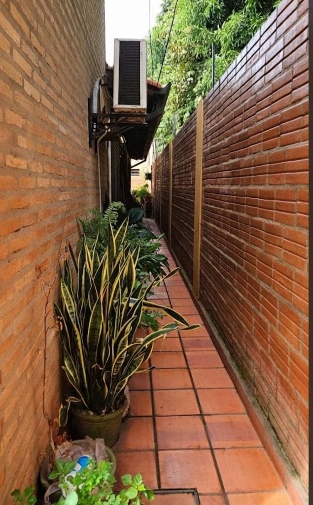 EN VENTA CASA EN Luque - YKUA DURE , a metros de la Avenida De Las Residentas, foto 3