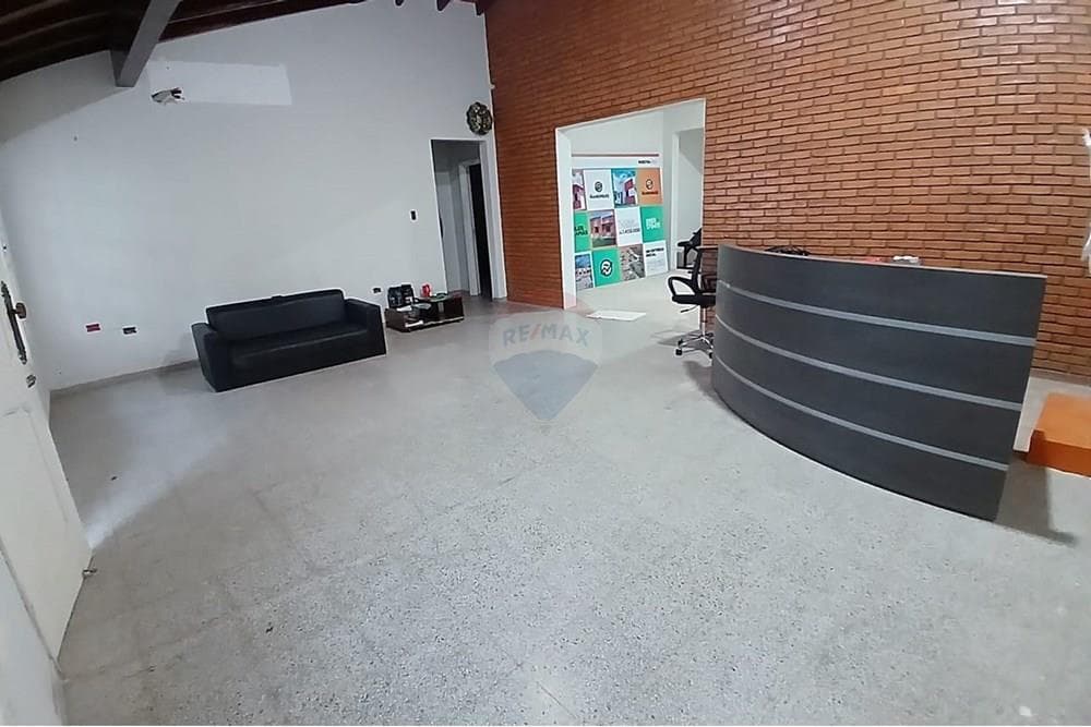 Amplia Casa para Oficina. Las Lomas, foto 2