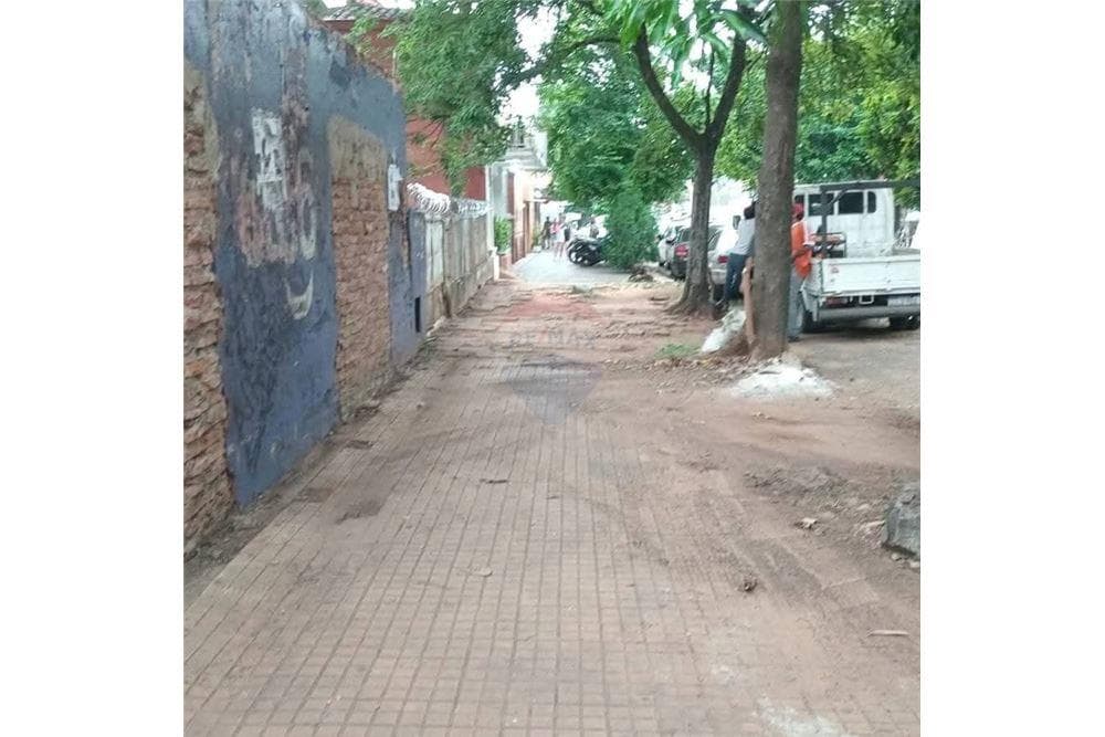 Terreno a pasos del centro de San Lorenzo con amplio frente, foto 2