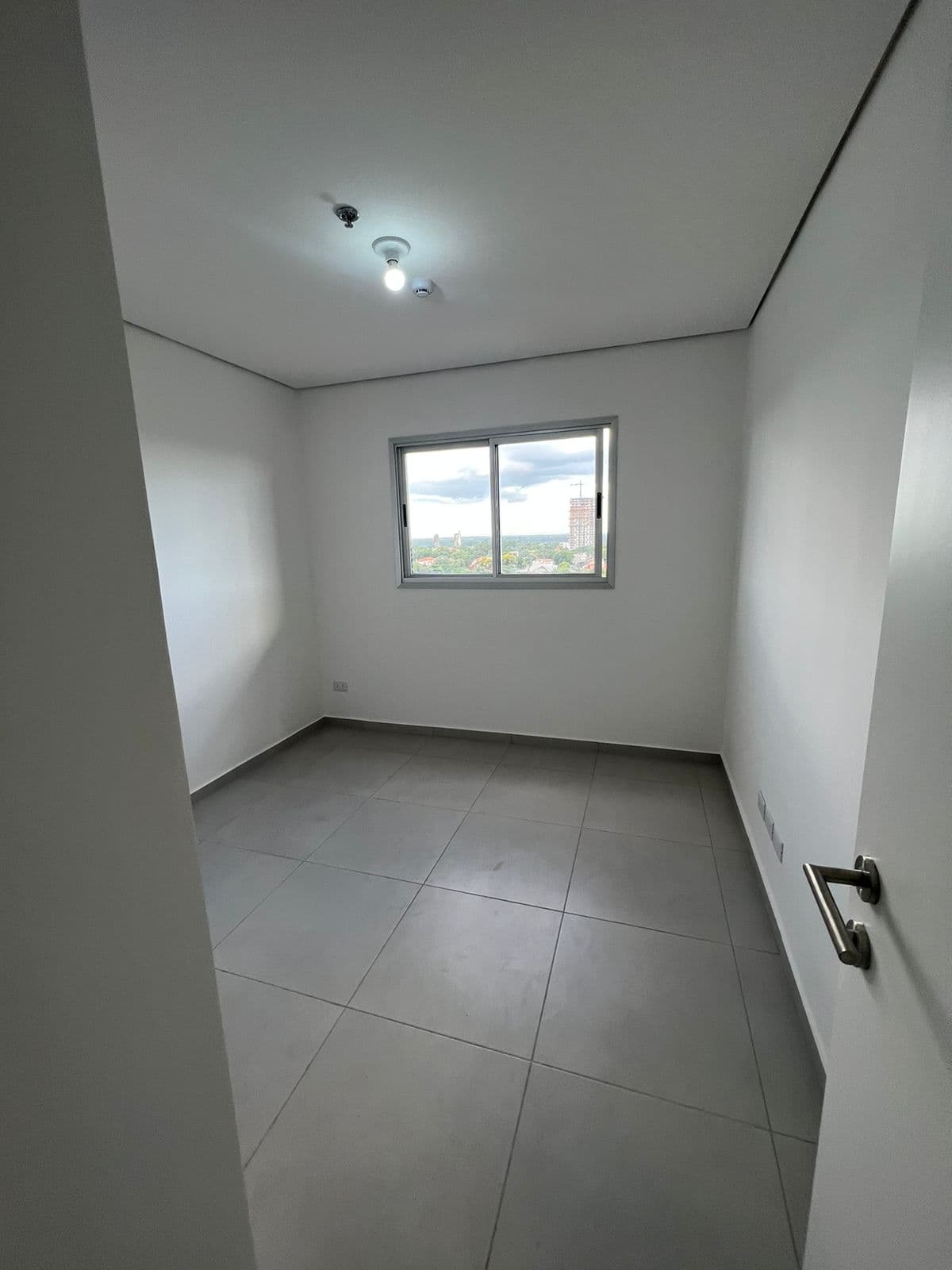 Departamento - Alquiler - Las Lomas, Paraguay, foto 4