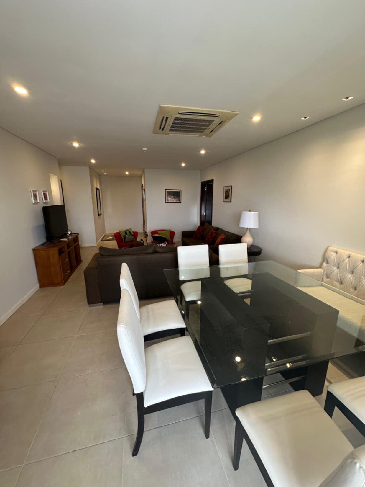 Hermoso Departamento con 3 suites Totalmente Amoblado, foto 3