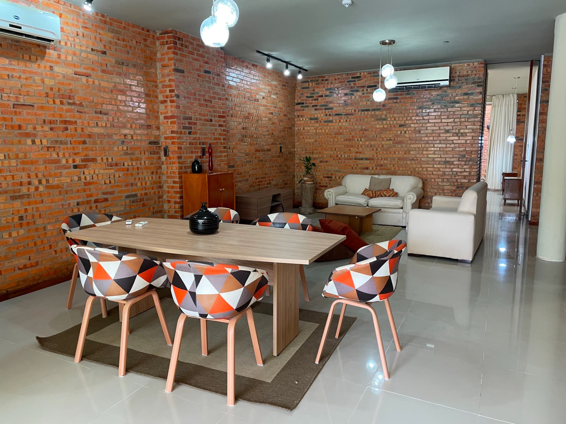 Moderno Duplex en Condominio. Zona Colegio del Sol, foto 2