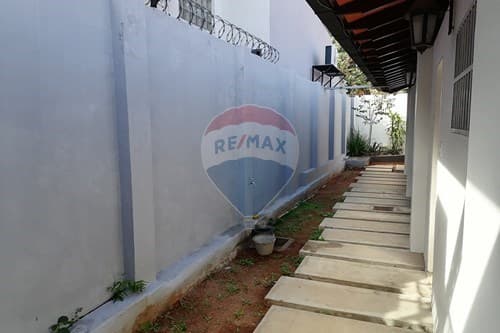 Amplia Casa para Oficina. Las Lomas, foto 5