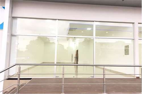 Salon comercial en estacion de servicios Ñemby, foto 2