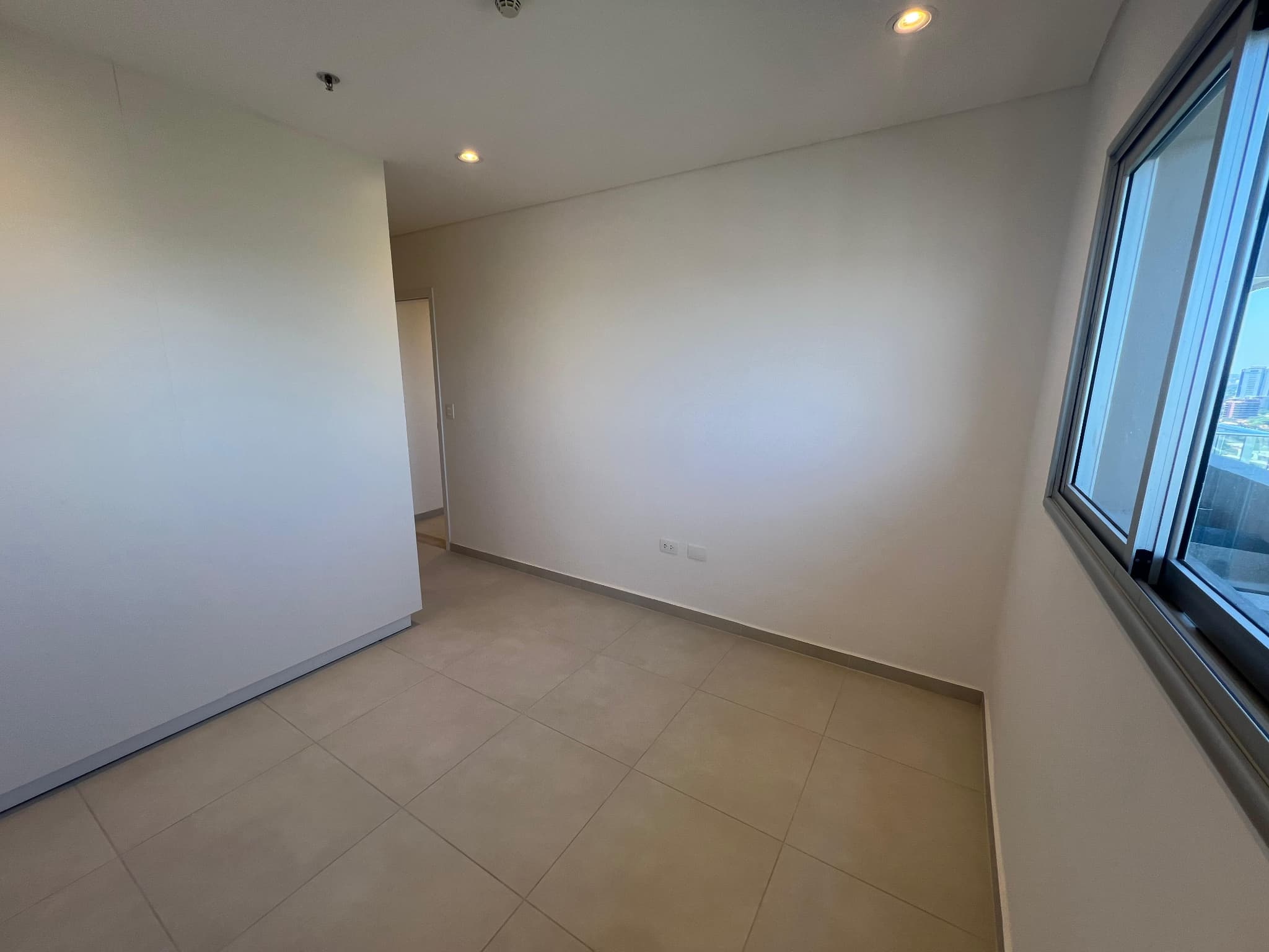 Departamento de dos dormitorios en barrio Las Lomas — foto 2