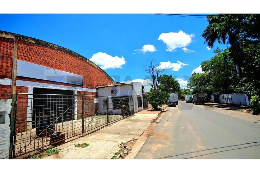 En venta deposito/ galpon industrial - San Lorenzo, foto 3