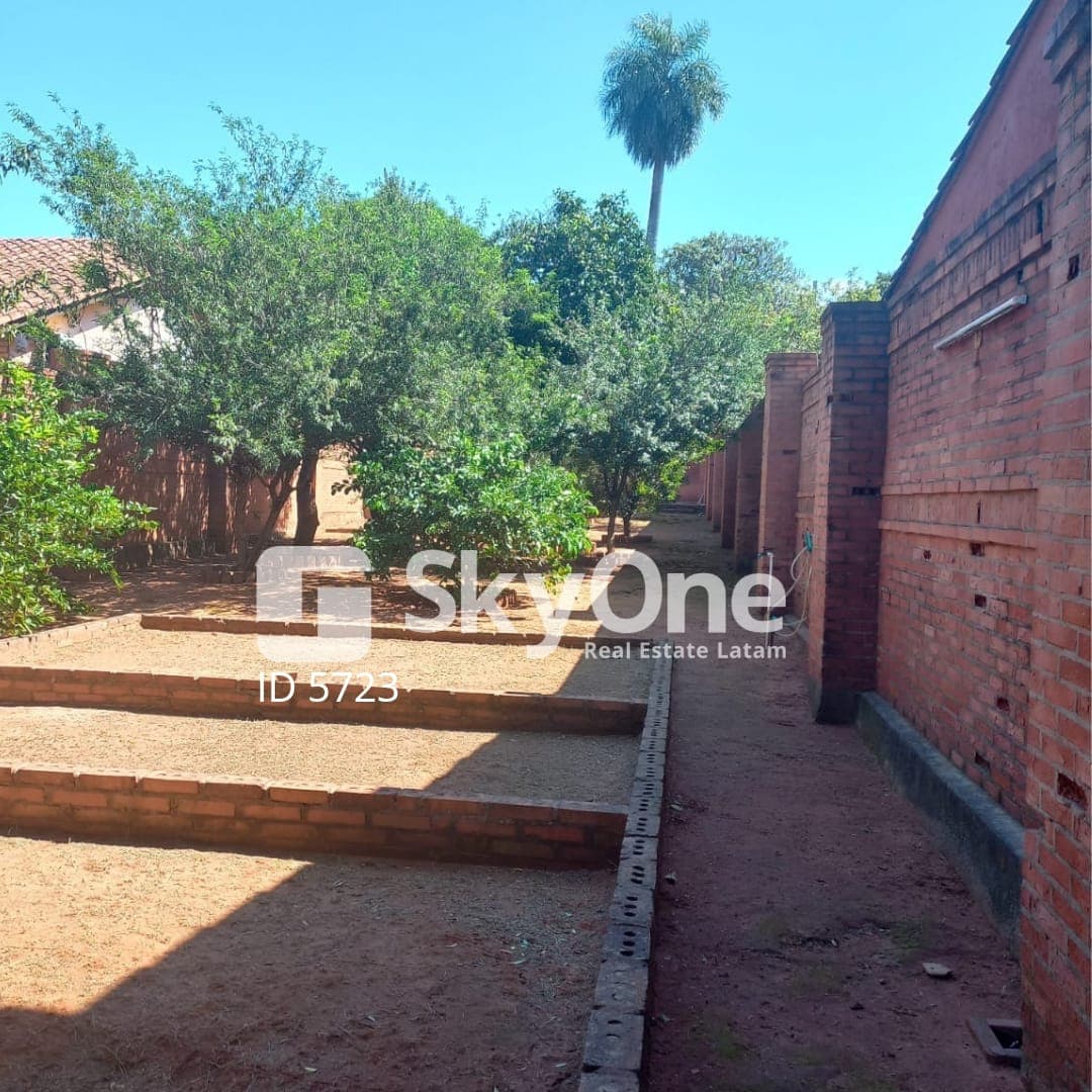 VENDO AMPLIO TERRENO ????Barrio Vista Alegre de Asunción