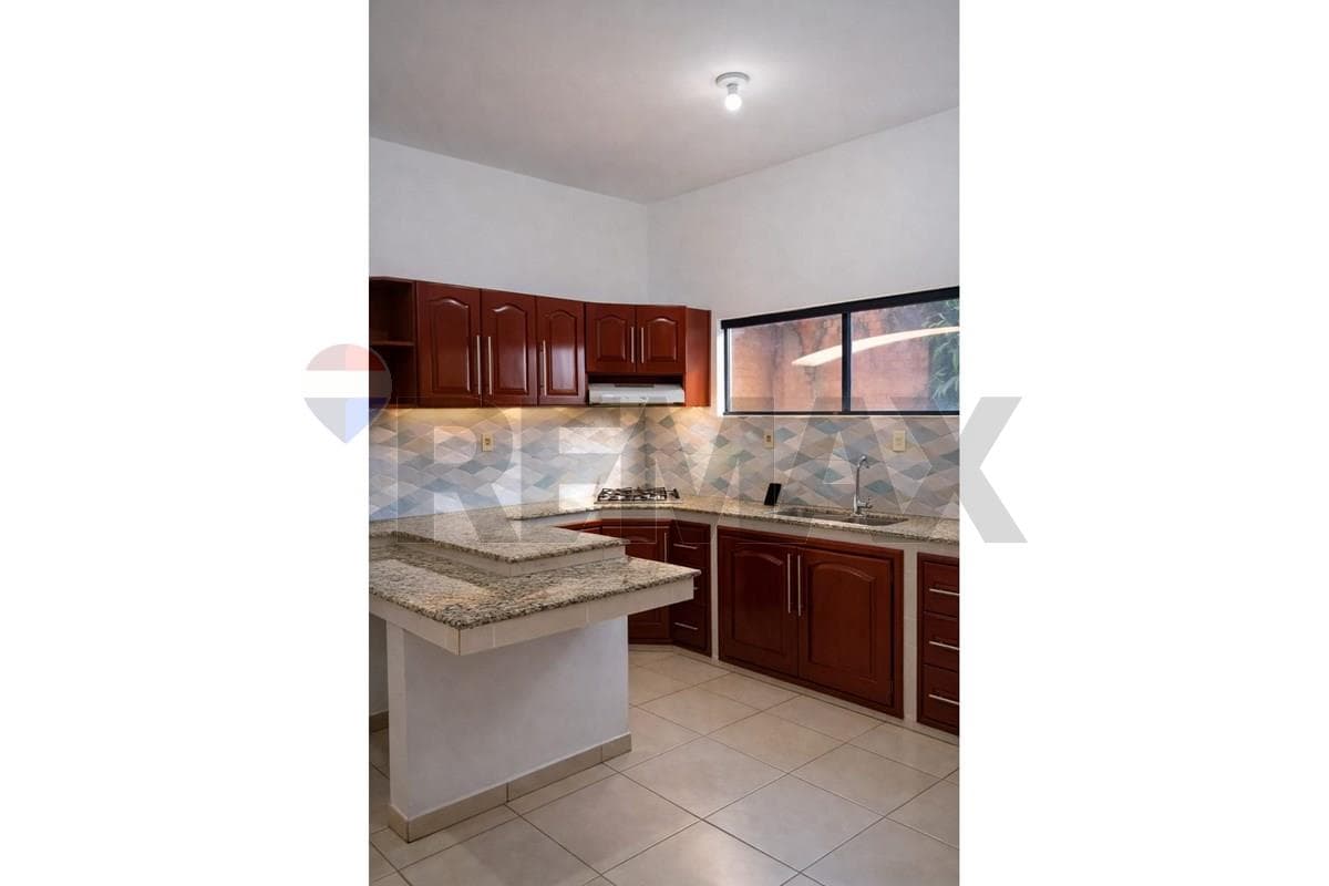 Duplex - Venta - Luque, Central, Paraguay, Gran potencial!, foto 4