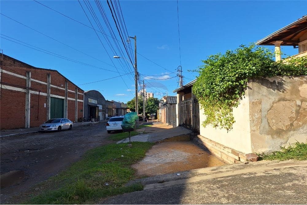 Deposito en Las Mercedes zona artigas — foto 3
