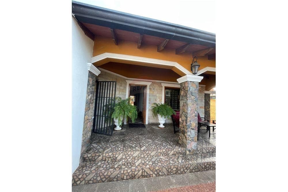 Hermosa casa en San Lorenzo!!!, foto 2