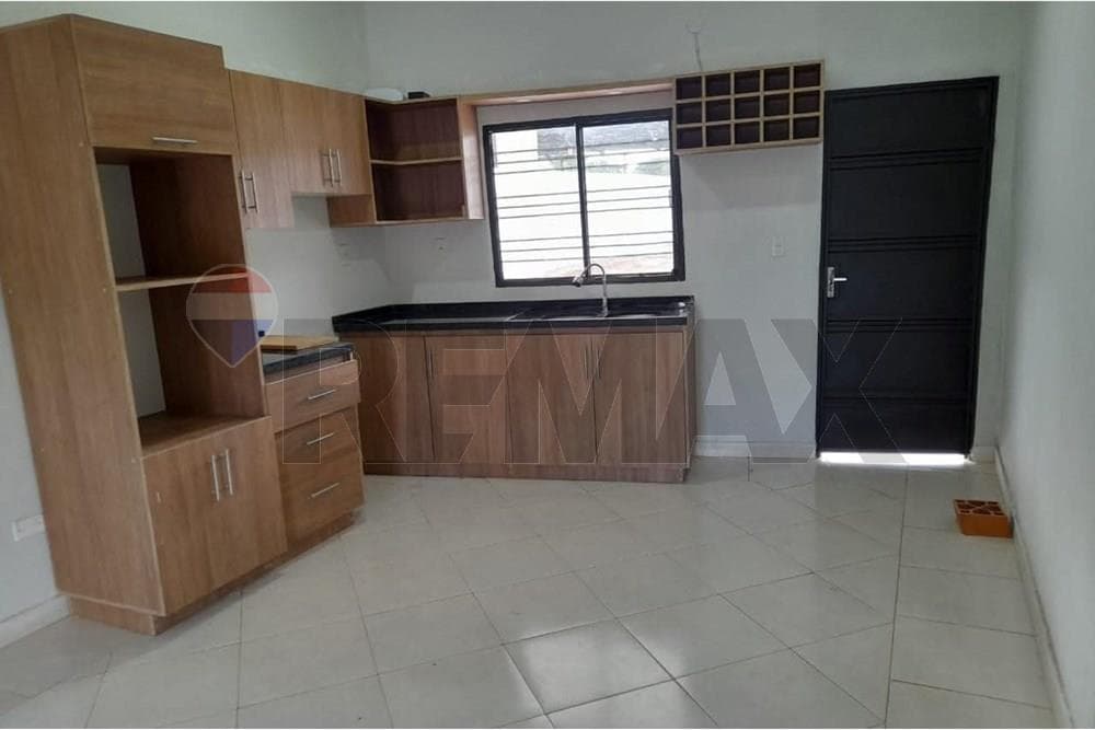 Casa - Venta - Ñemby, Central, Paraguay, foto 3