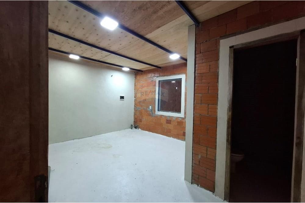 2 depósitos en Mariano Roque Alonso, foto 4