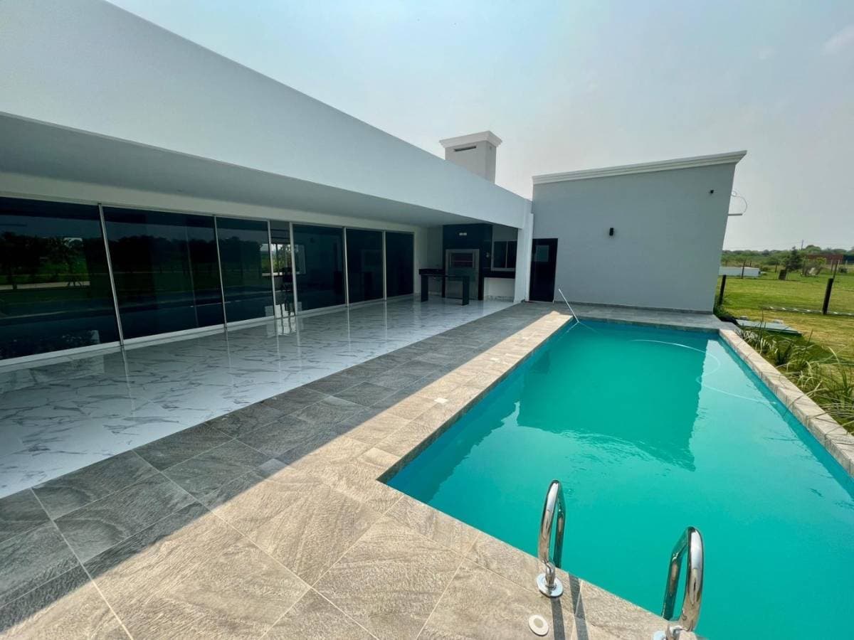 Hermosa Residencia a estrenar completamente equipada en Surubi´i, foto 2