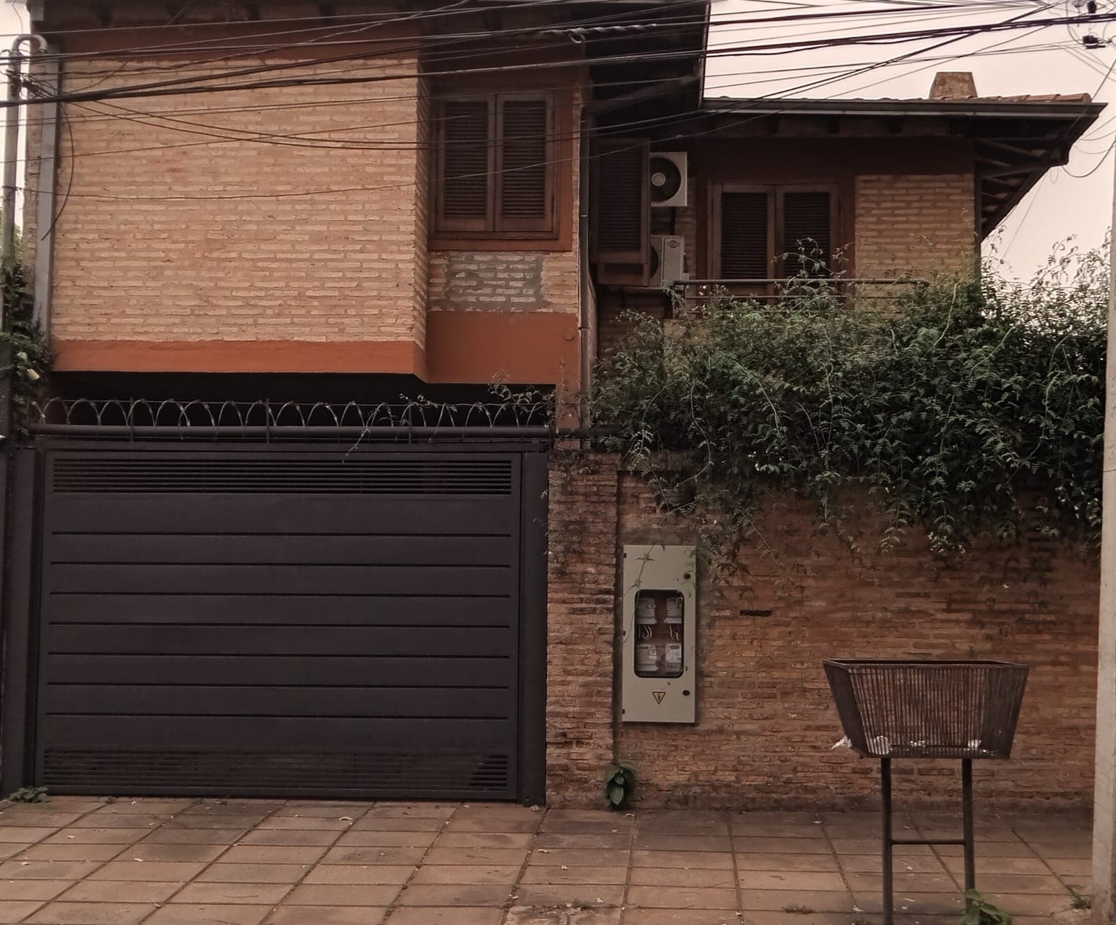 Alquilo duplex en condominio sobre alas paraguaya