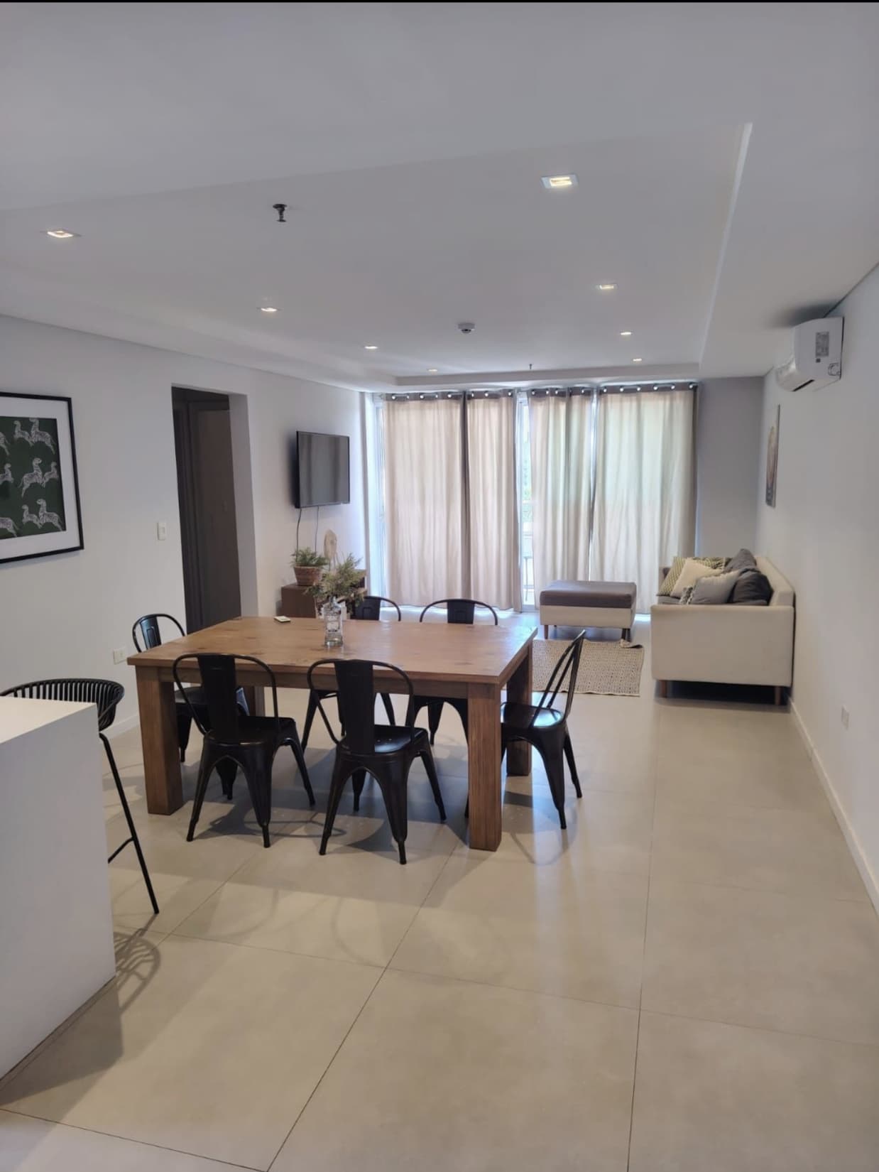 Departamento en Barrio Jara 2 Dorm. FULL AMOBLADO