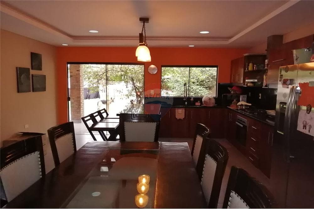 En venta Casa con pileta en Barrio Herrera, foto 5