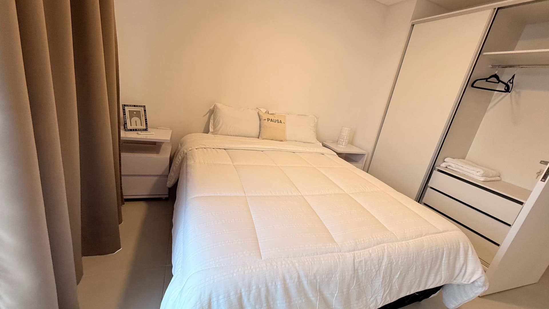 Departamento AMOBLADO VIVO COSTANERA - Alquiler - Encarnación, Paraguay, foto 2