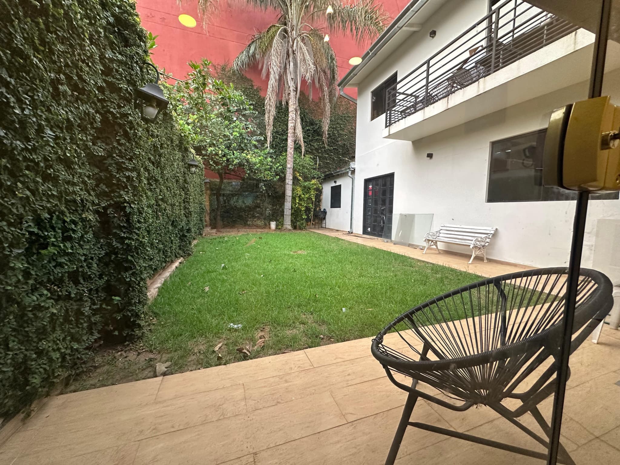 Los laureles, casa en venta, de 3 dormitorios — foto 1