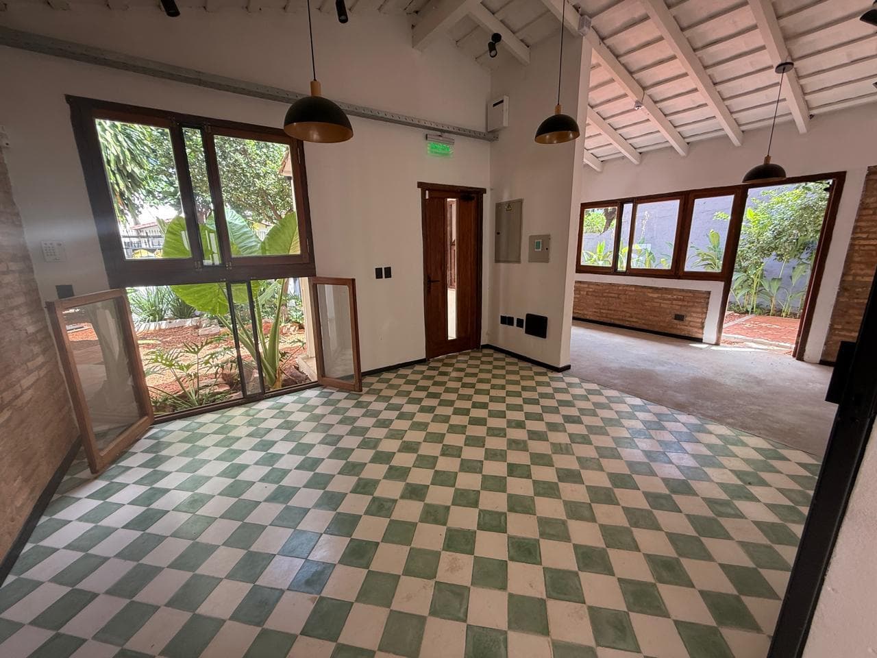 Salón comercial en Asunción, Carmelitas, foto 5