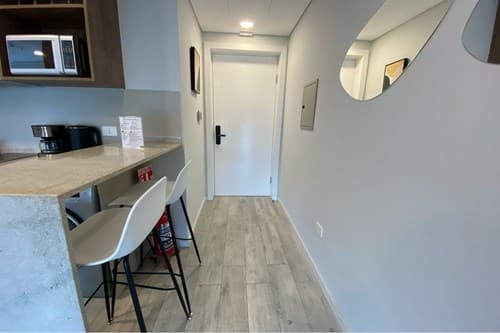 Departamento-Alquiler-Las Lomas (Carmelitas), Asunción, foto 4