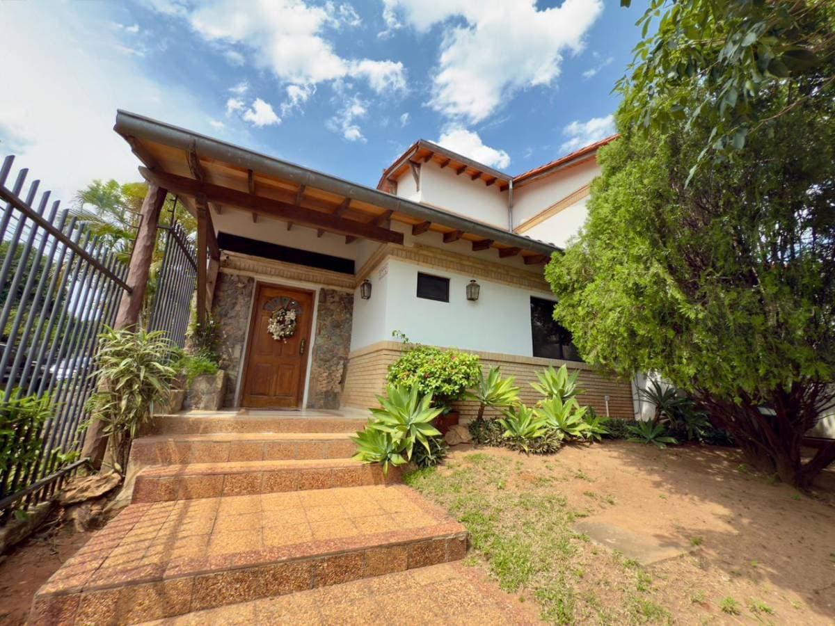 Hermosa casa en barrio Recoleta, foto 1